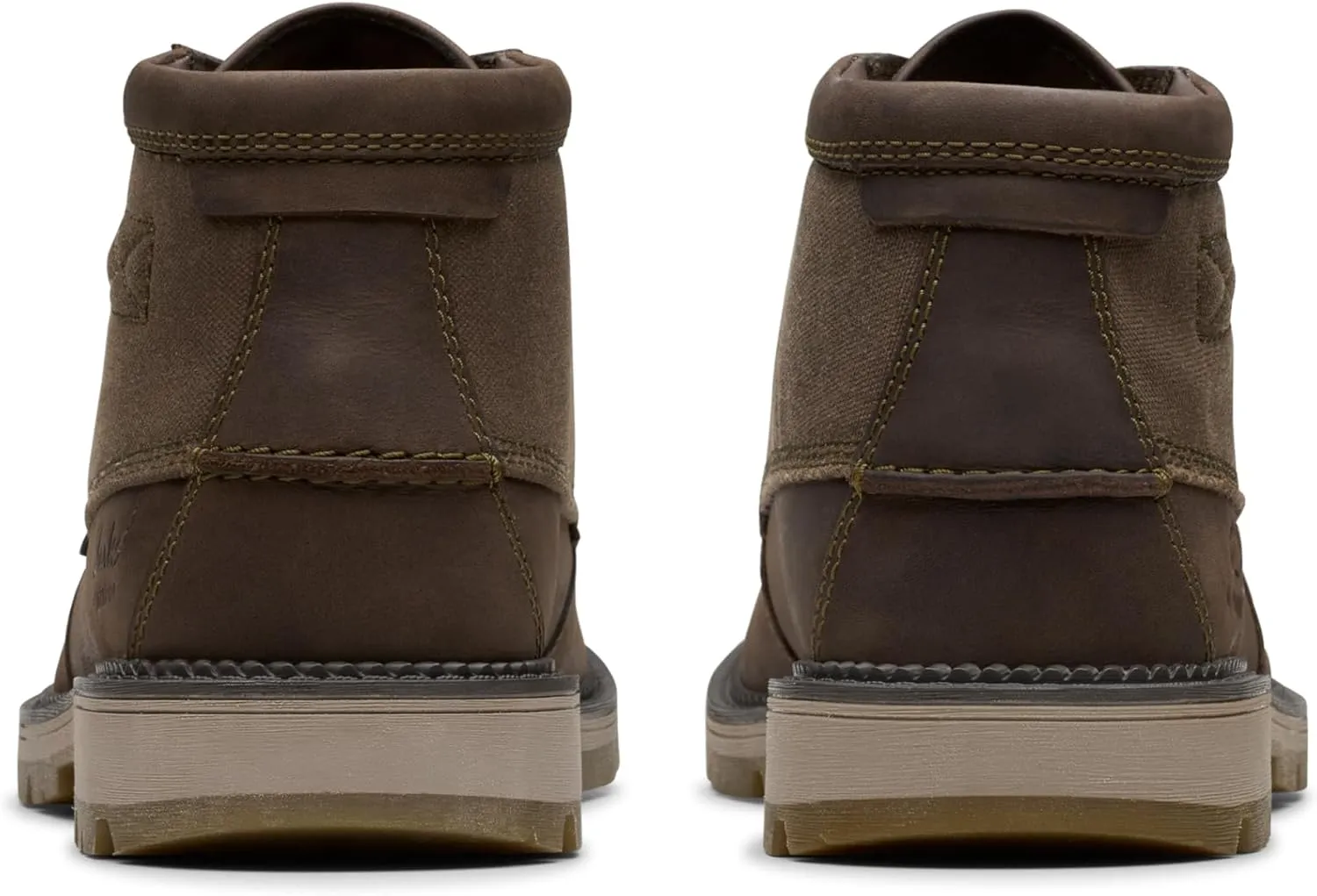 Clarks Mens MAPLEWALK MOC Padded Insole Leather Chukka Boots