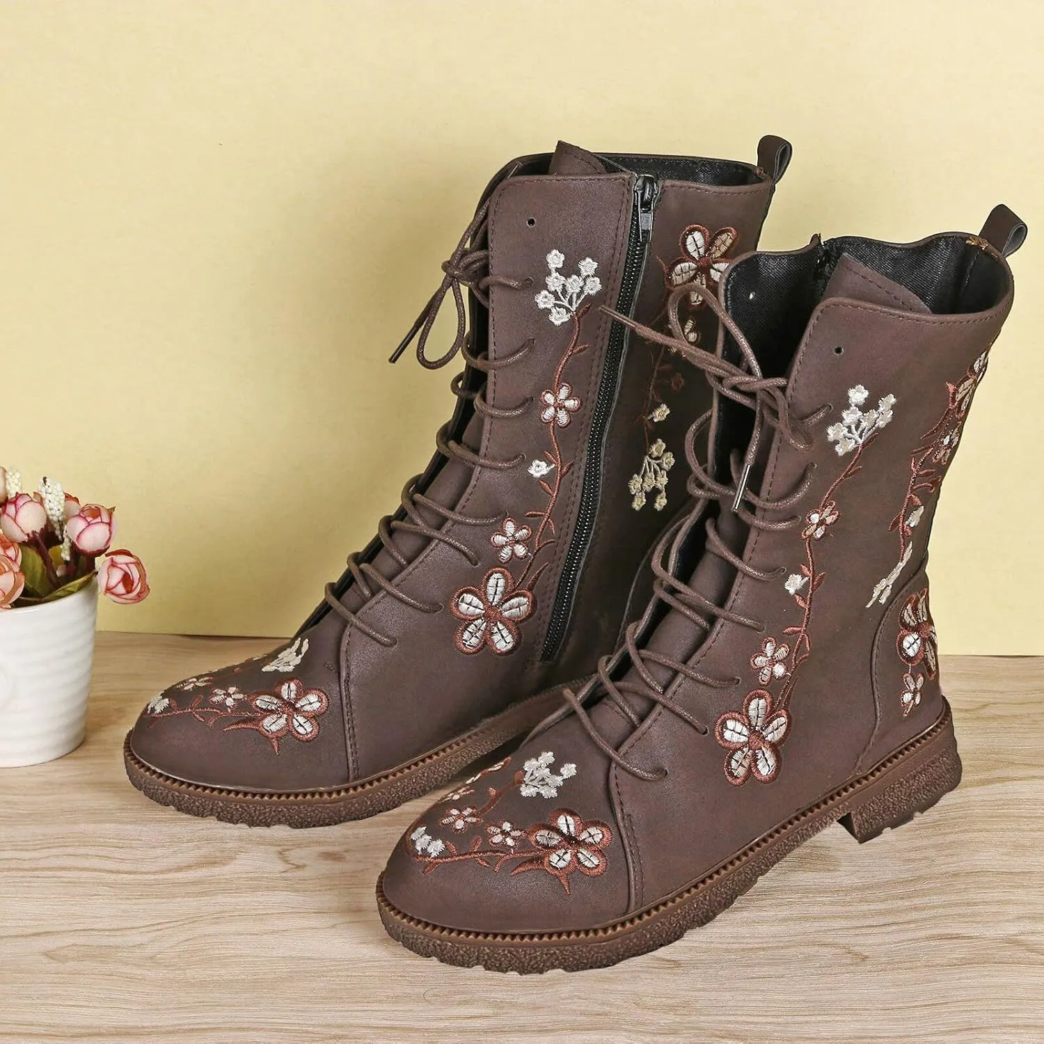 Crzidha Vintage Combat Boots for Women,Classic Side Zipper Lace Up Low Heel Riding Ankle Boots Chic Stylish Floral Embroidered Suede Boots Casual Winter Fall Walking Travel Flat Shoes