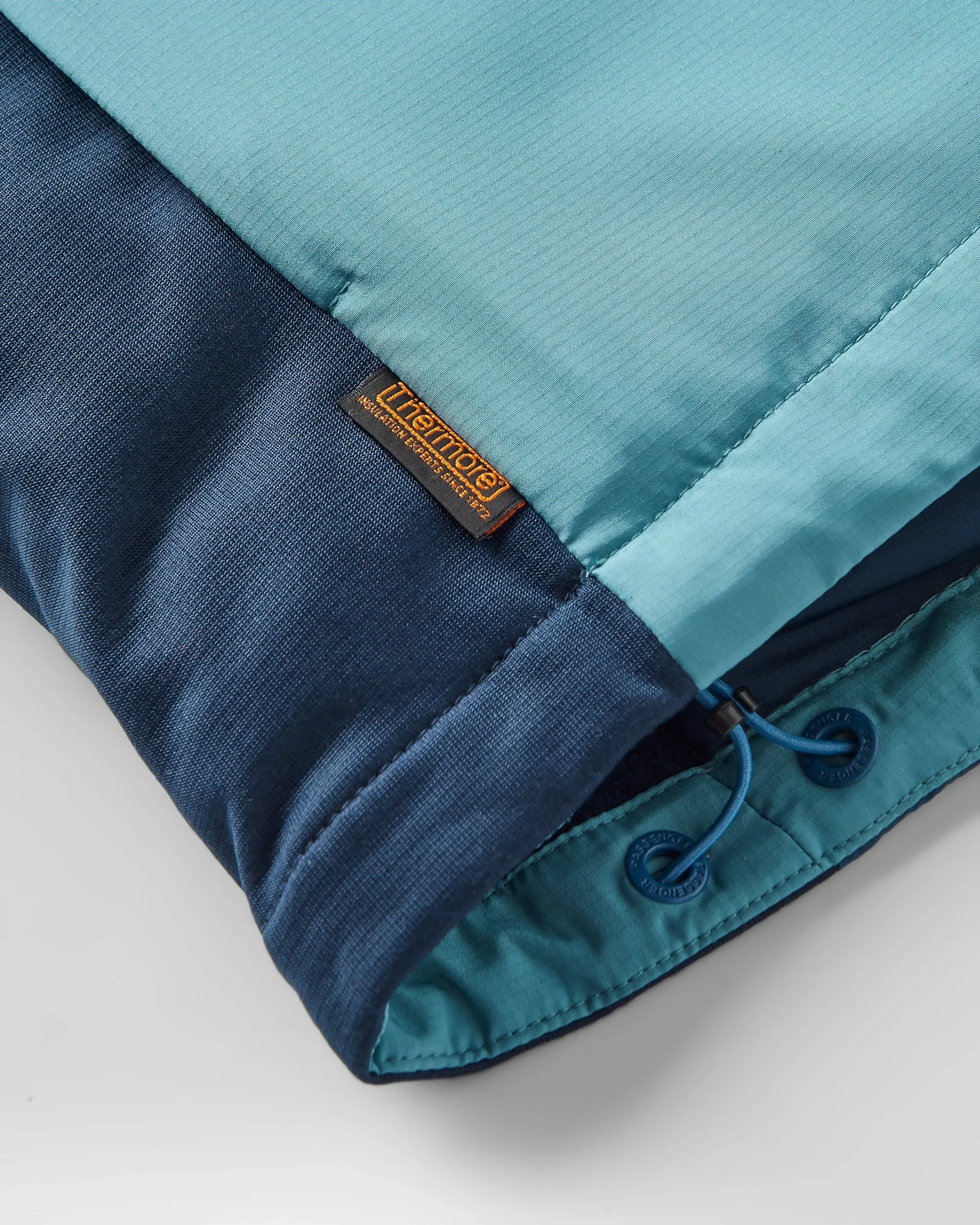 Daybreak Lightweight Recycled Thermore Insulated Tank Top - Rich Navy/Dark Denim/Arctic