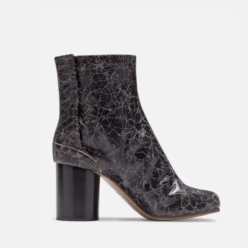 Fashionable Tabi Boots | Heel & Adjustable Buckle Strap