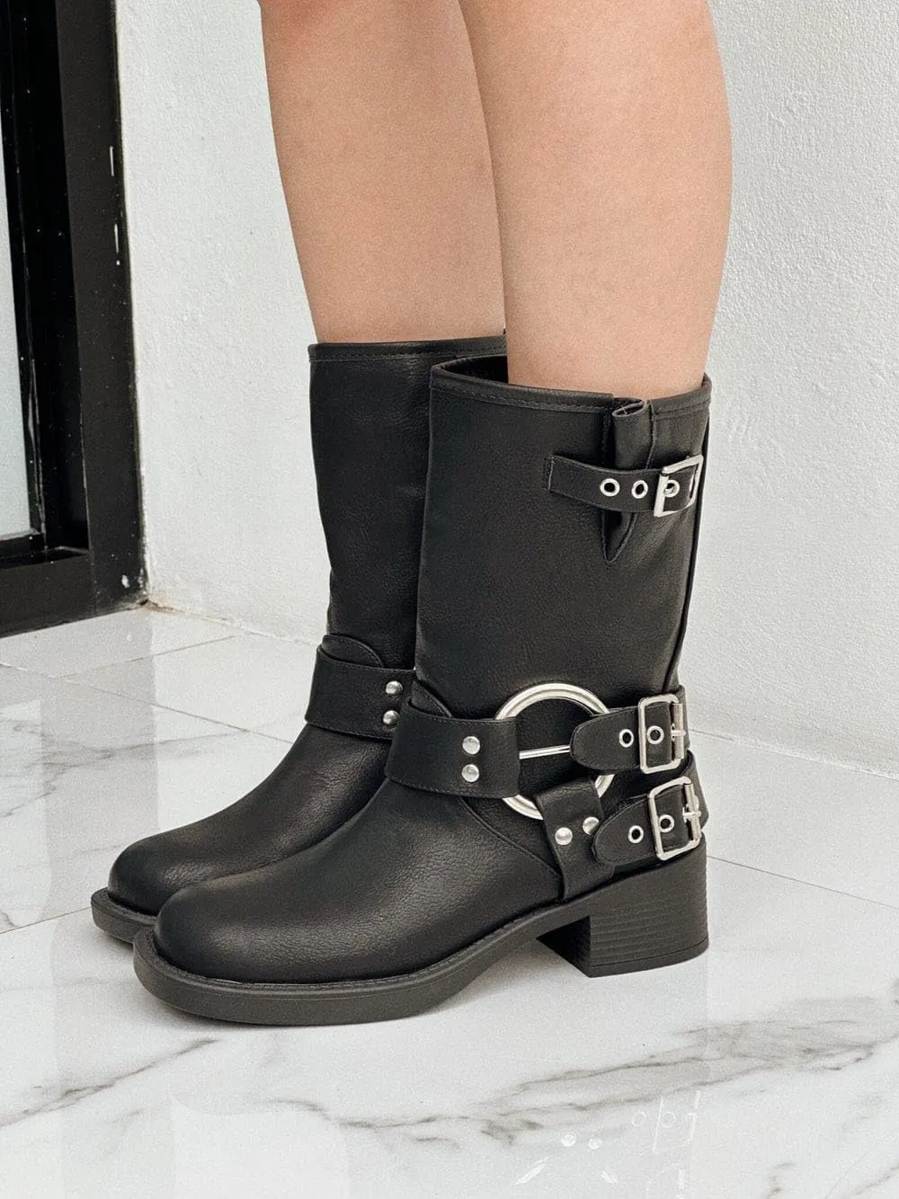 Forever Link Ivanka-22 Womens Side Adjustable Buckle Detail Chunky Sole Mid Calf Boot