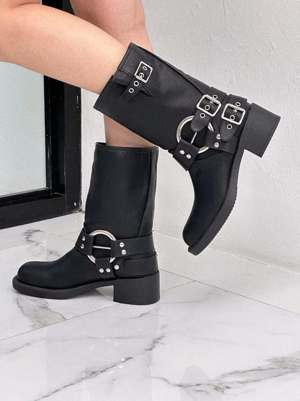 Forever Link Ivanka-22 Womens Side Adjustable Buckle Detail Chunky Sole Mid Calf Boot