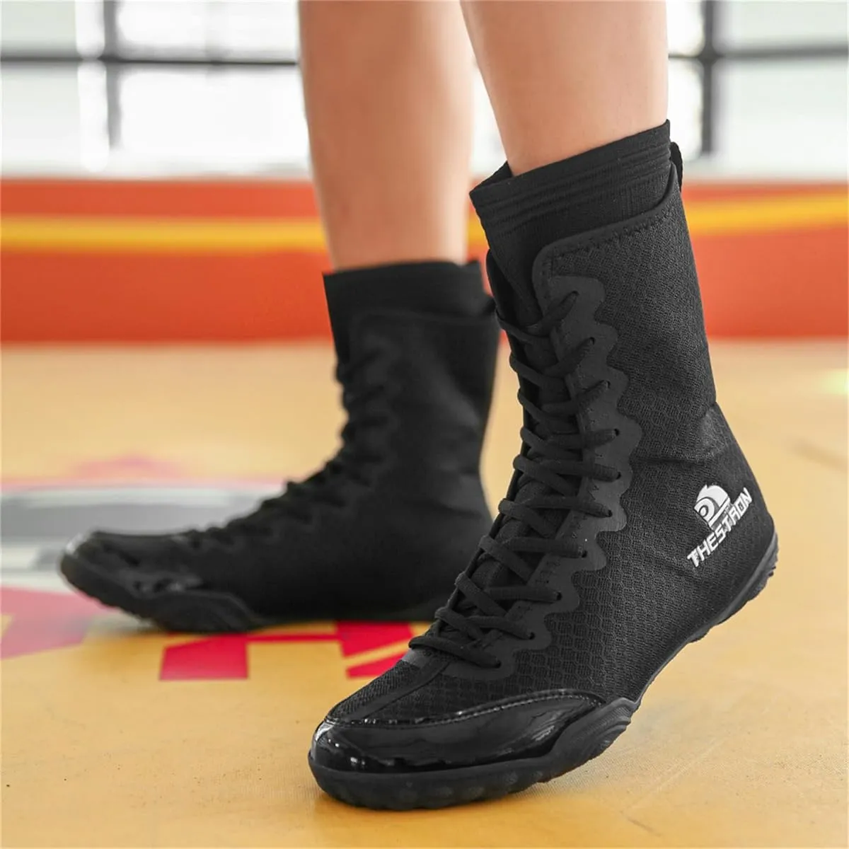 Mens Boxing Shoes Breathable Mesh Wrestling Shoes Kickboxing Sparring Boxers Trainers Sports Bodybuilding Boxing Boots
