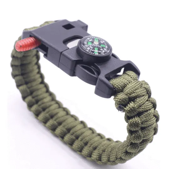 Outstanding Survival Bracelet Built-in features