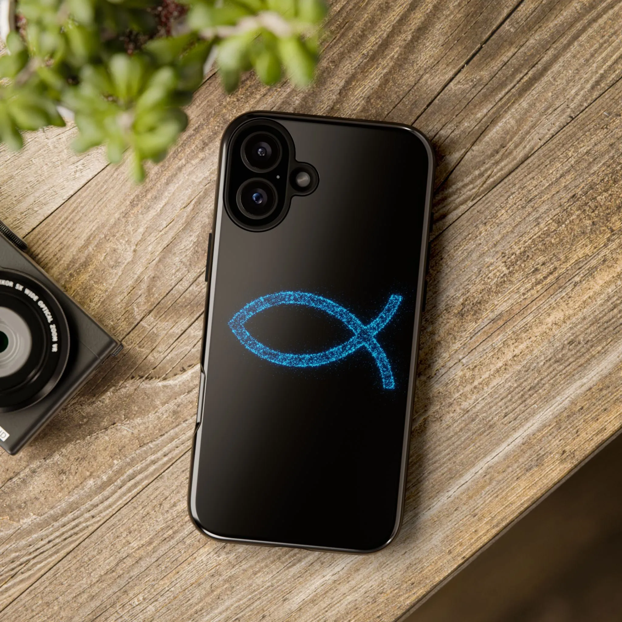 Stylish Tough iPhone Case with Sparkling Fish Design - Durable Phone Protection