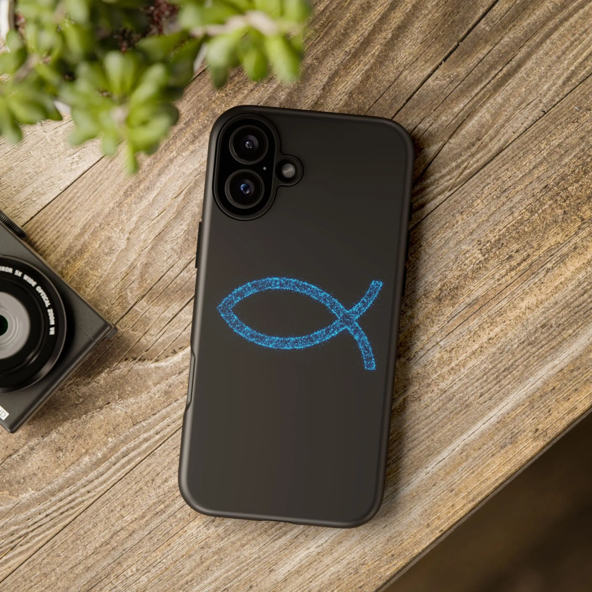 Stylish Tough iPhone Case with Sparkling Fish Design - Durable Phone Protection