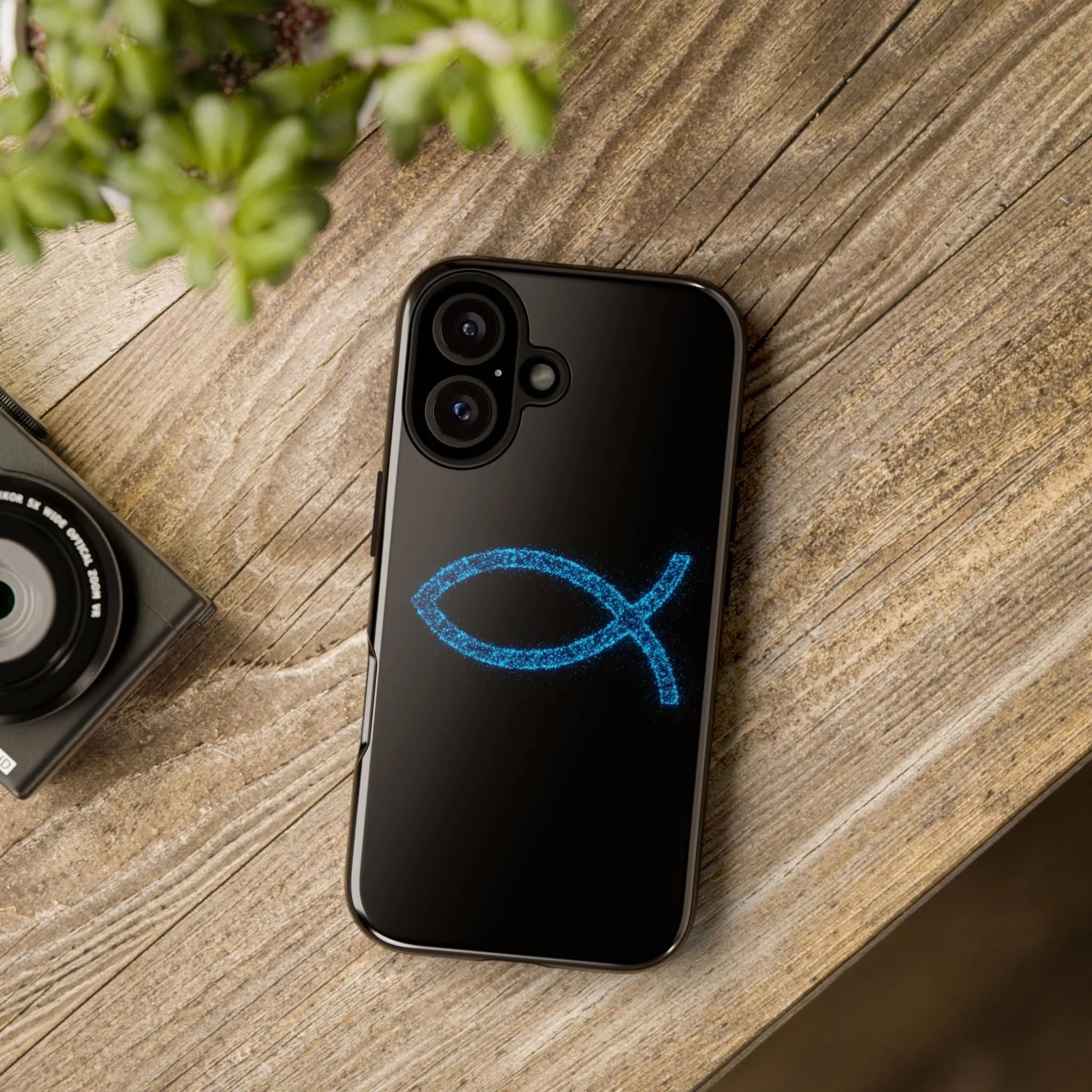 Stylish Tough iPhone Case with Sparkling Fish Design - Durable Phone Protection