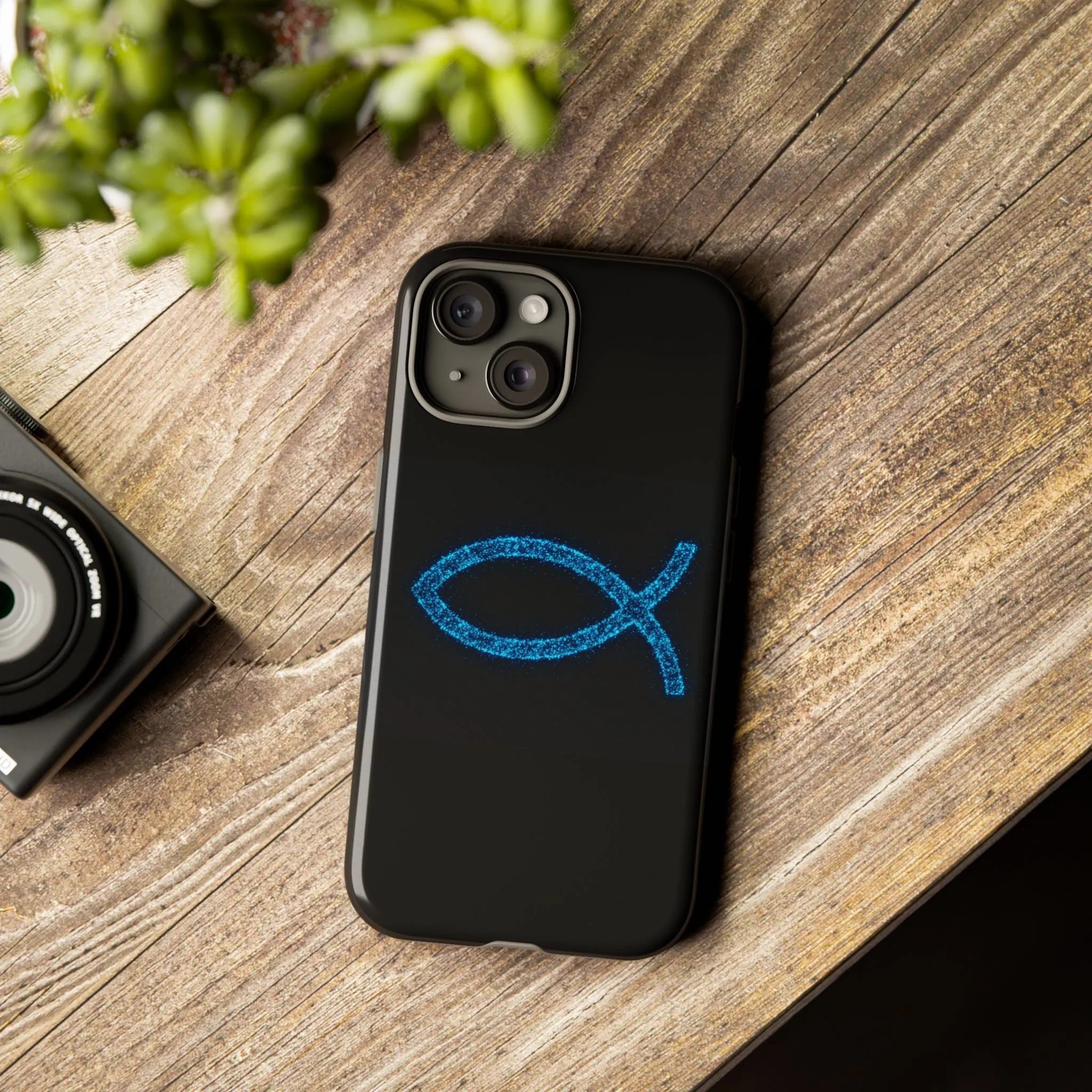 Stylish Tough iPhone Case with Sparkling Fish Design - Durable Phone Protection