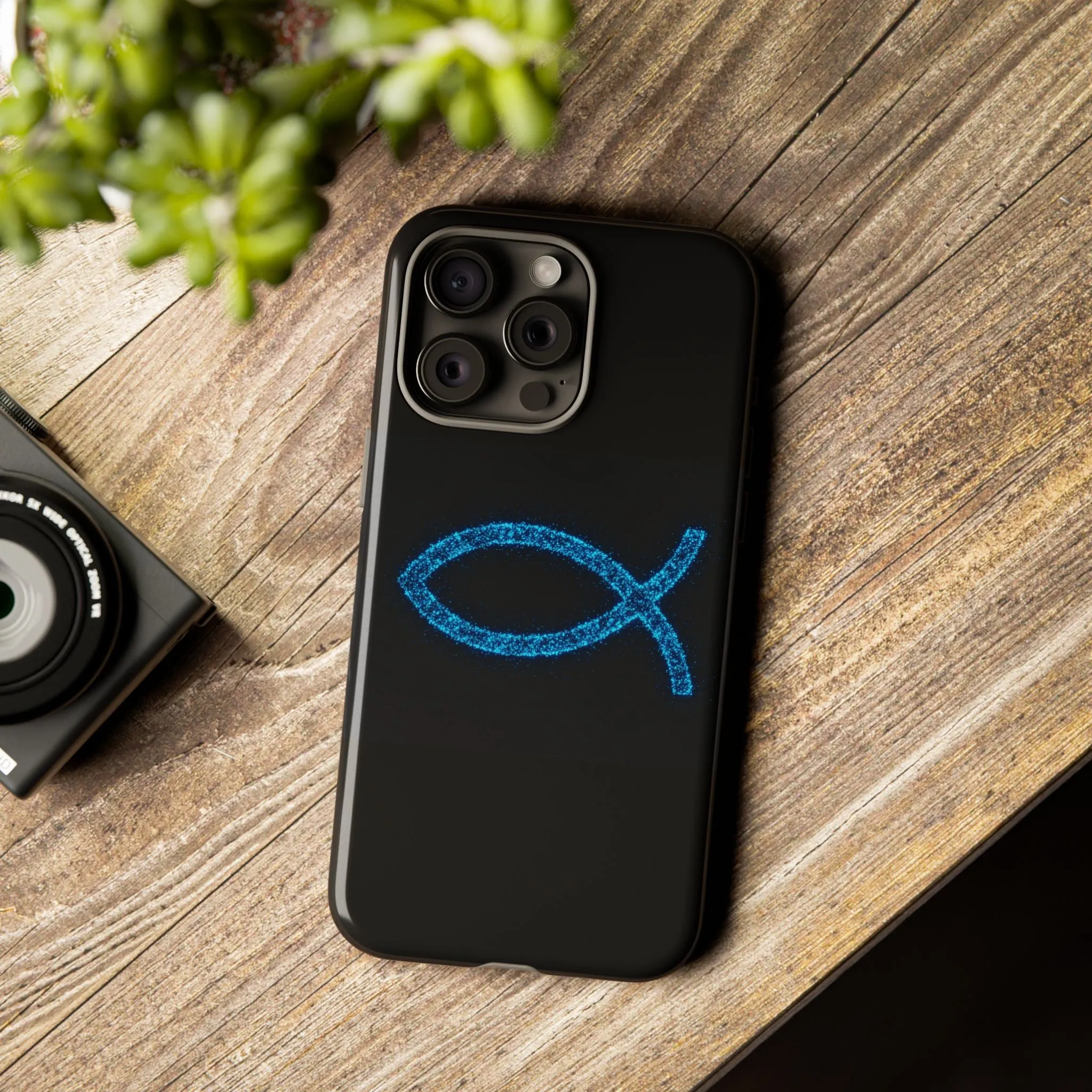 Stylish Tough iPhone Case with Sparkling Fish Design - Durable Phone Protection