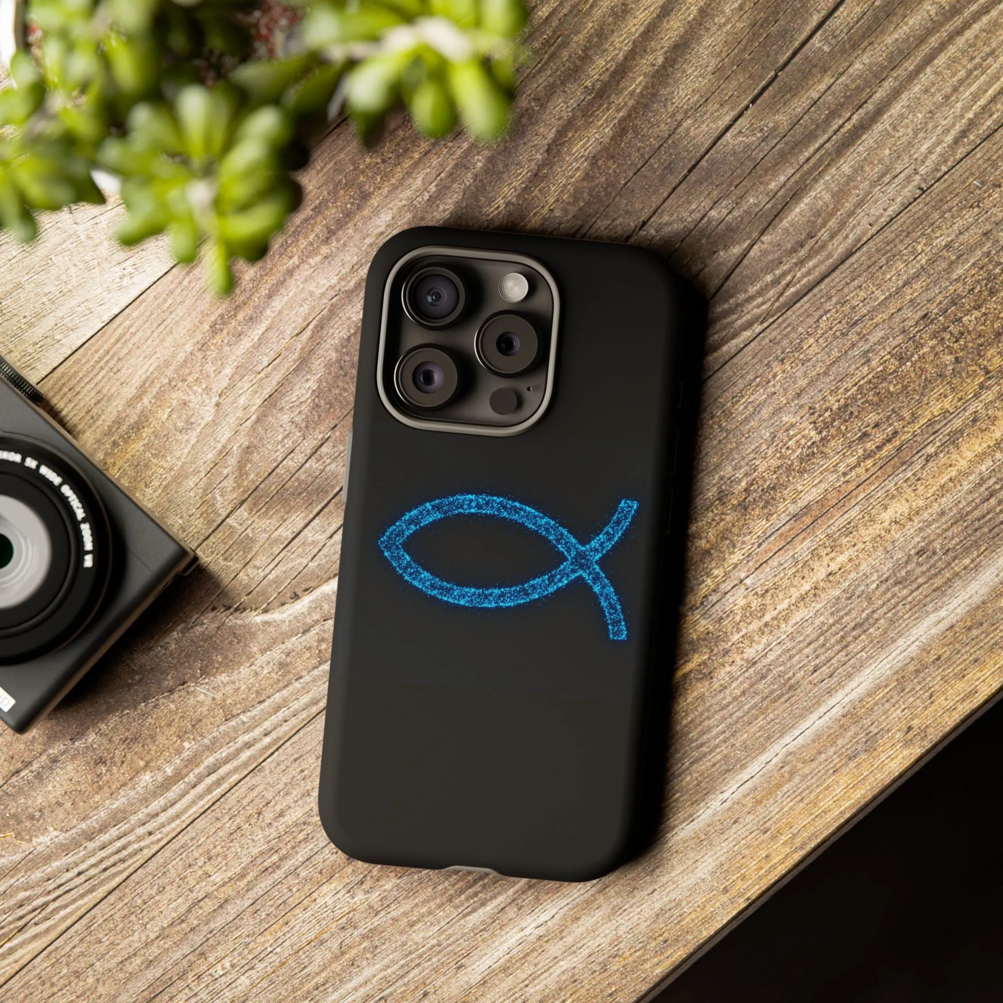 Stylish Tough iPhone Case with Sparkling Fish Design - Durable Phone Protection