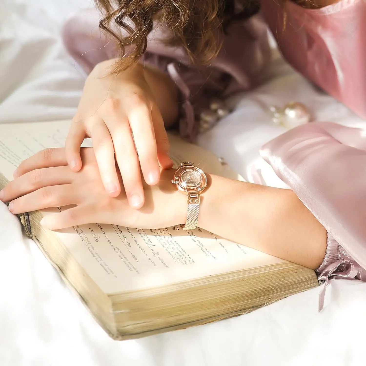 VICTORIA HYDE Women Watches Small Dial Analog Quartz Spark Stars Series