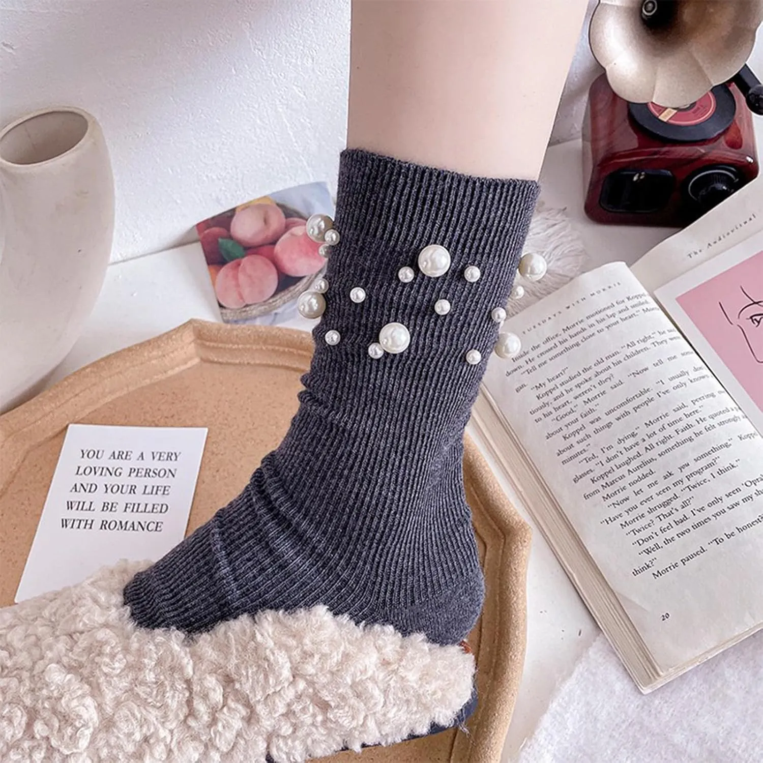Womens Pearl Socks, Soft Breathable Knitted Crew Socks, Cute Pearl Decor Crew Socks