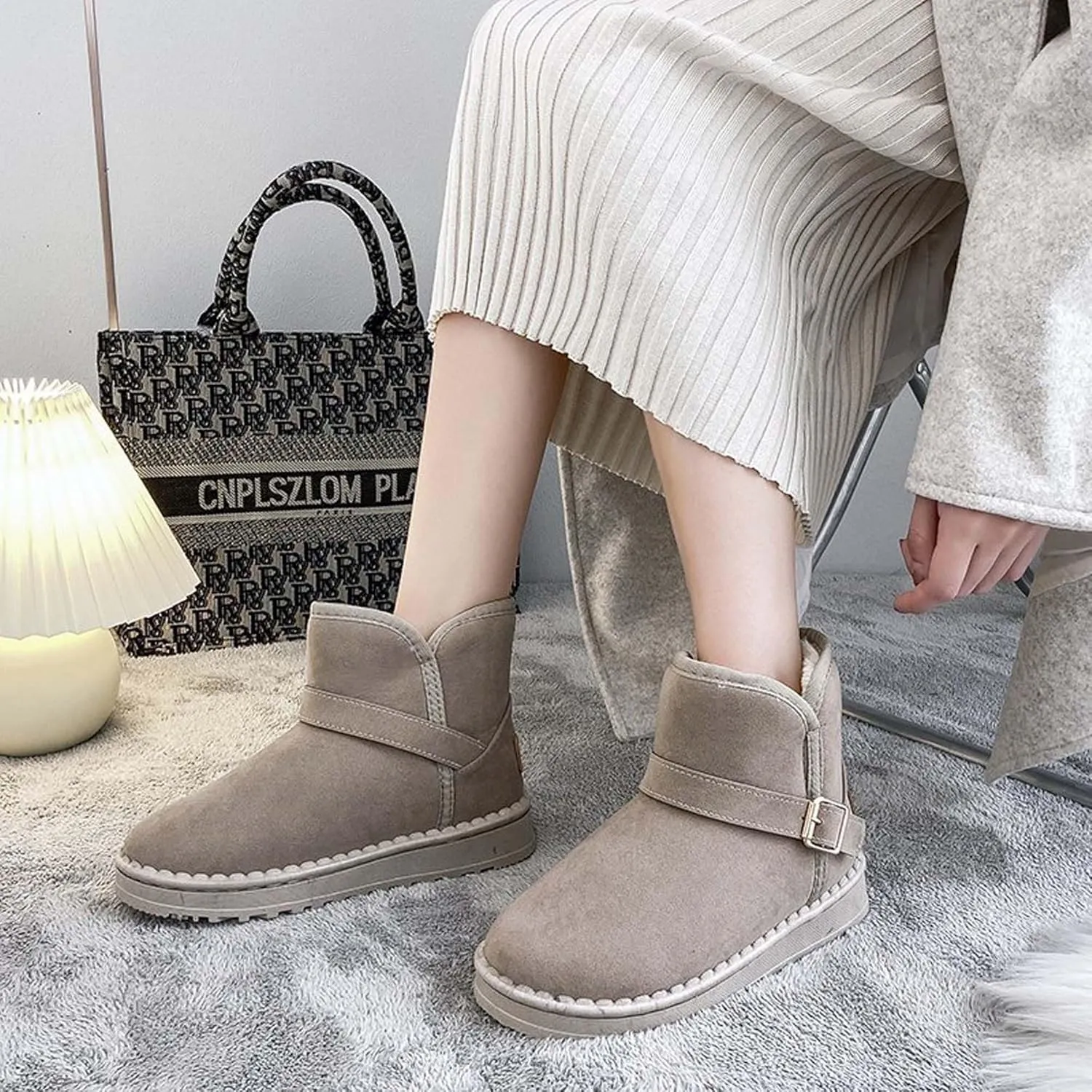 Women's snow boots winter fashionable plush casual warm boots anti slip and wear-resistant youth campus style